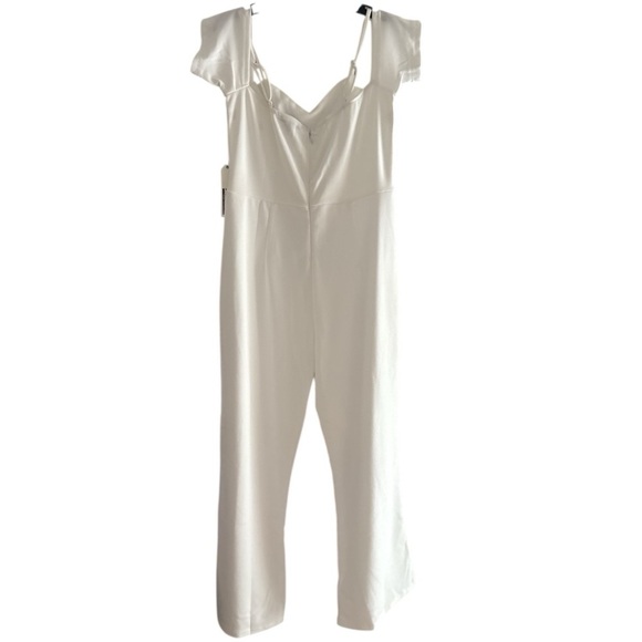 Haute Monde White Off The Shoulder Sweetheart Neckline Jumpsuit - Picture 4 of 7